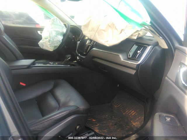 2018 Volvo XC60, VIN: LYVA22RK0JB069614