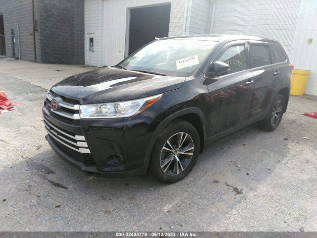 Toyota Highlander Le 2019 5TDBZRFH4KS718599 Image 2