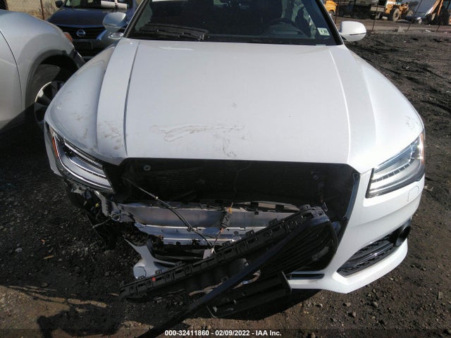 2017 Audi A8, VIN: WAU43AFD2HN008511