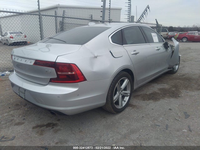 2017 Volvo S90, VIN: YV1102AKXH1006954