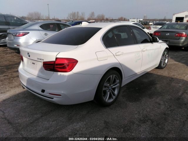 WBA8B9C54JK677418 BMW 330I
