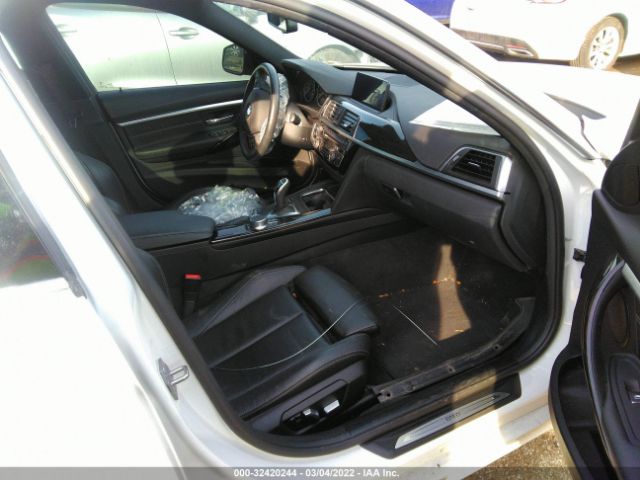 WBA8B9C54JK677418 BMW 330I