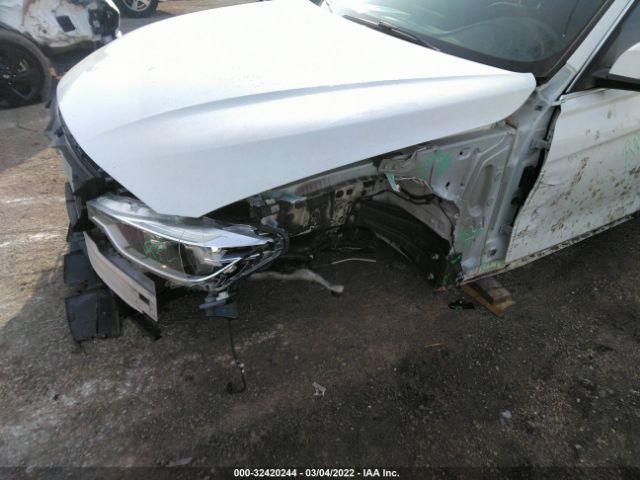 WBA8B9C54JK677418 BMW 330I