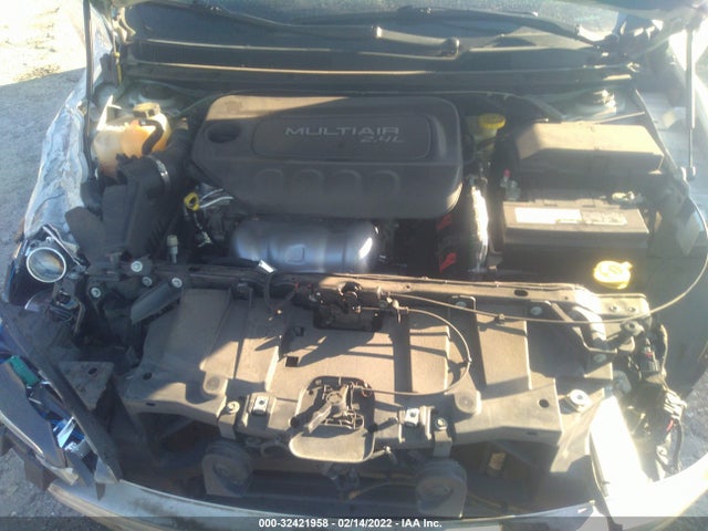 1C3CCCABXFN588690 Chrysler 200 Limited