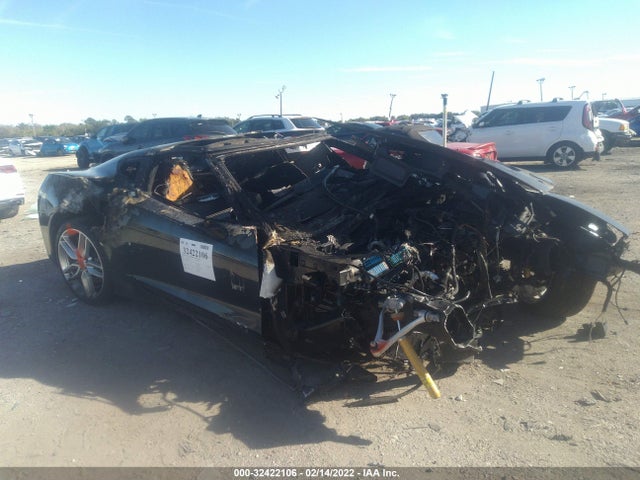 Chevrolet CORVETTE STINGRAY 2018 1G1YB2D78J5105396 Image 1