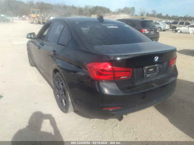 BMW 3 Series 320i 2016 WBA8A9C58GK616021 Image 3