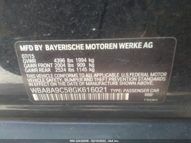 BMW 3 Series 320i 2016 WBA8A9C58GK616021 Image 9