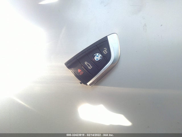 2019 BMW X1, VIN: WBXHU7C53K3H45677