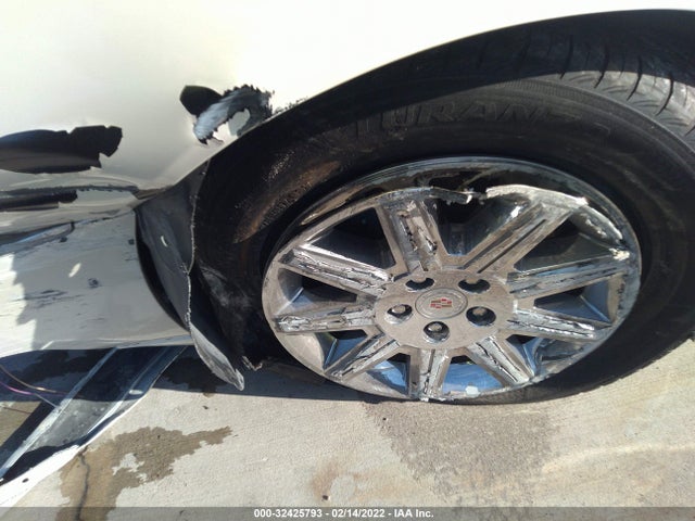Cadillac Dts Premium Collection 2011 1G6KH5E60BU132640 Image 3