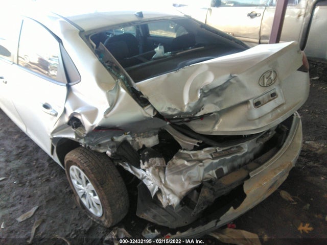 2018 Hyundai Accent, VIN: 3KPC24A33JE032764