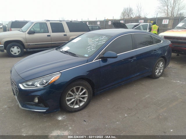 Hyundai SONATA ECO 2018 5NPE24AA0JH717405 Image 2