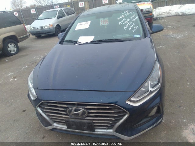 Hyundai SONATA ECO 2018 5NPE24AA0JH717405 Image 12