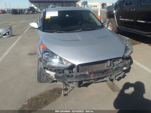 2015 Hyundai Veloster, VIN: KMHTC6AE7FU237180