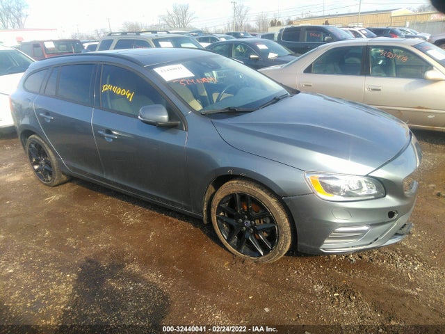 2018 Volvo V60, VIN: YV140MEL0J2388844
