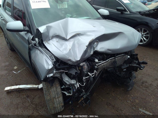 2021 HYUNDAI VENUE VIN: KMHRC8A33MU120424