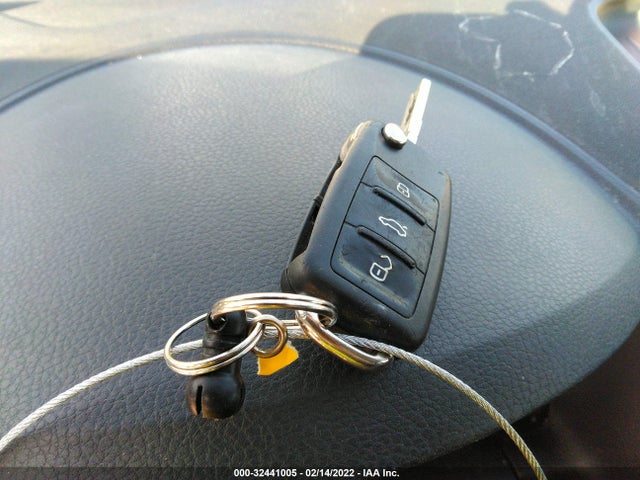 2015 Volkswagen Tiguan, VIN: WVGAV7AX5FW559975