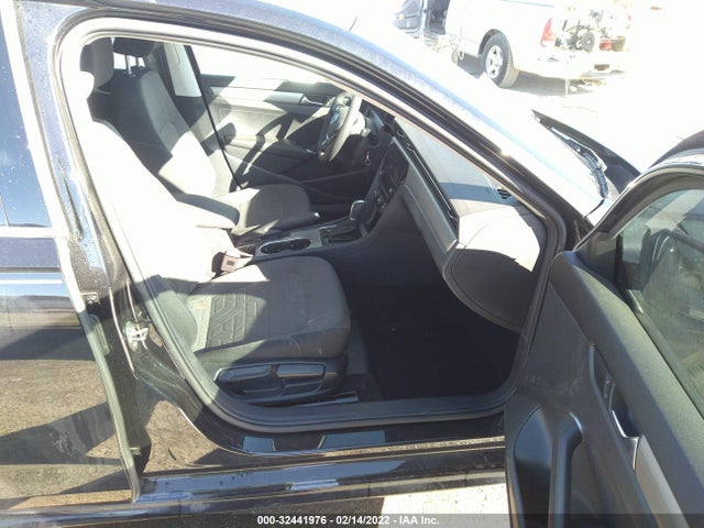 2021 Volkswagen Passat, VIN: 1VWAA7A31MC005938
