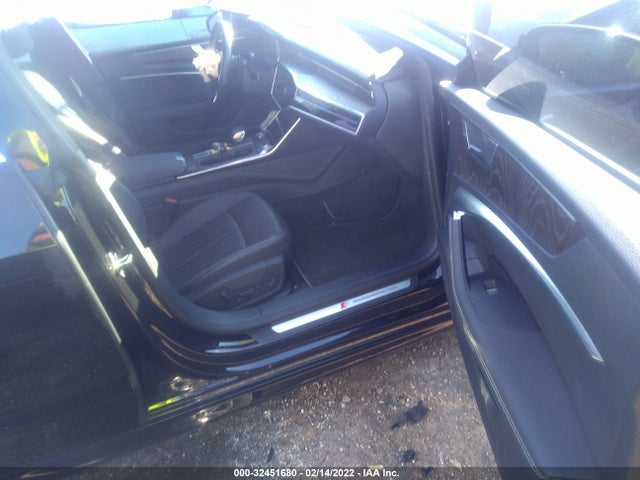 2019 Audi A7, VIN: WAUU2AF24KN027005