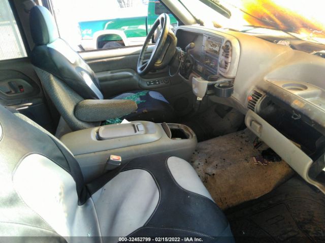 3GKFK16R6TG502158 GMC Suburban