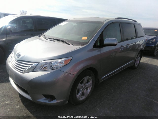 2017 Toyota Sienna, VIN: 5TDKZ3DC9HS897879