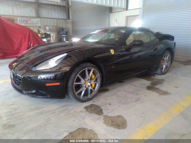 2014 Ferrari California, VIN: ZFF65TJA6E0203259