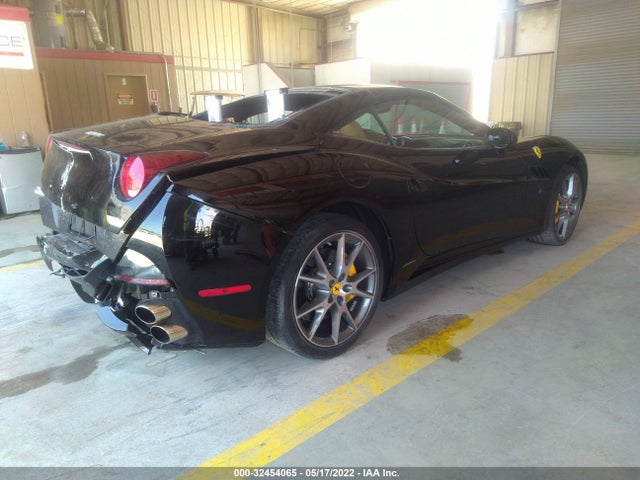 2014 Ferrari California, VIN: ZFF65TJA6E0203259