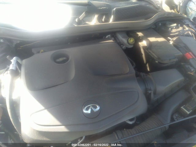 2018 Infiniti QX30, VIN: SJKCH5CR8JA047282