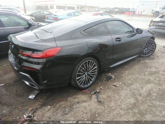 2022 BMW 8 Series, VIN: WBAAE4C06NCG94014