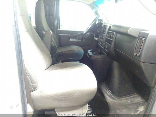 2018 Chevrolet Express, VIN: 1GAZGNFGXJ1335162