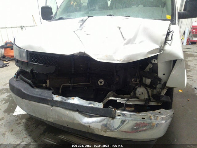 2018 Chevrolet Express, VIN: 1GAZGNFGXJ1335162