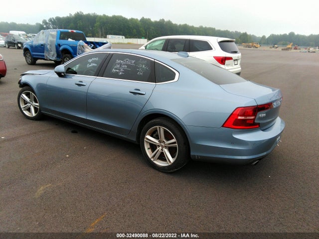Volvo S90 2018 LVY982AK5JP015204 Image 3
