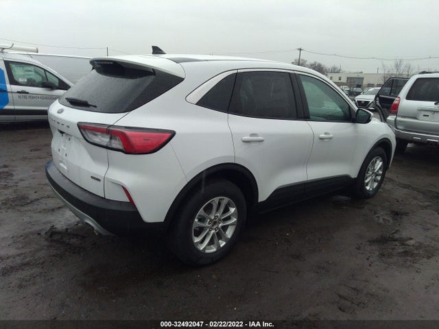 2021 Ford Escape, VIN: 1FMCU9BZXMUA82606