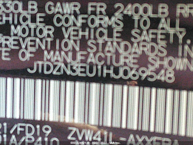 2017 Toyota Prius, VIN: JTDZN3EU1HJ069548