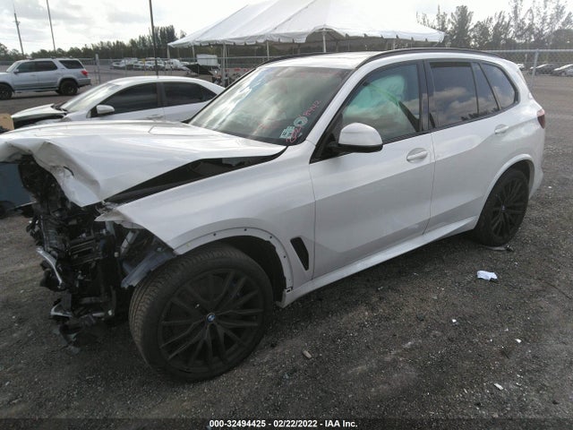 BMW X5  M50i 2021 5UXJU4C06M9G48442 Image 2