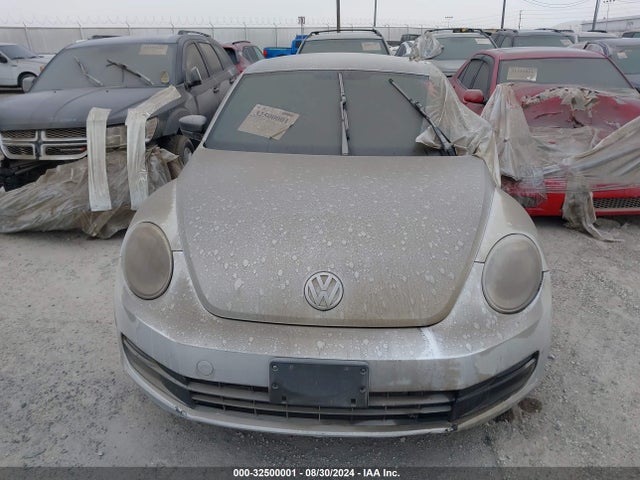 2014 Volkswagen Beetle Coupe 1.8t Entry მანქანა იყიდება აუქციონზე, vin: 3VWF17AT8EM647708, აუქციონის ნომერი: 32500001