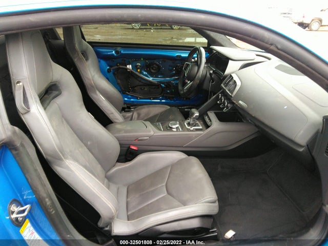 2017 Audi R8, VIN: WUAKBAFXXH7901444