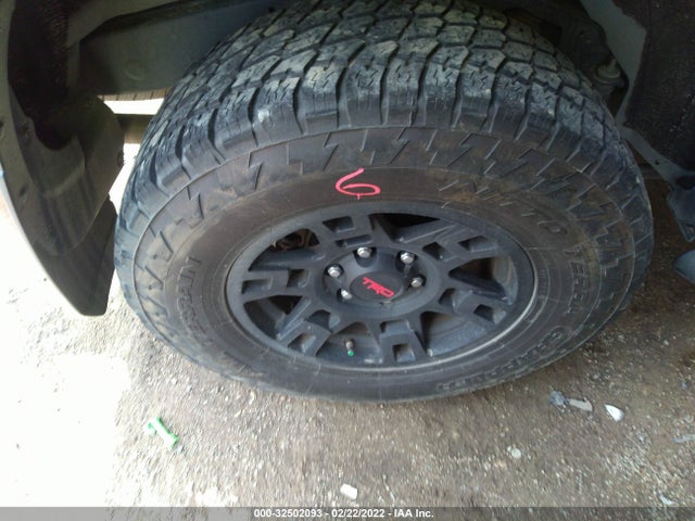2020 Toyota 4Runner, VIN: JTEBU5JR0L5820511