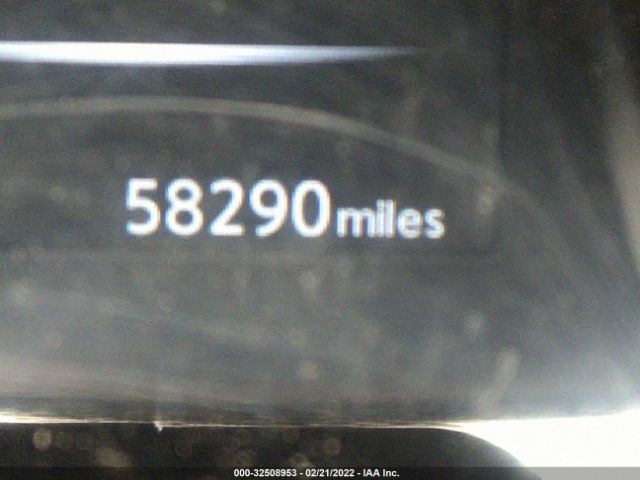 JN8AT2MV6HW280100 Nissan ROGUE SV