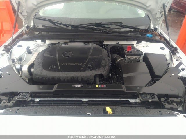 2021 Volvo V60, VIN: YV4102WK9M1077875