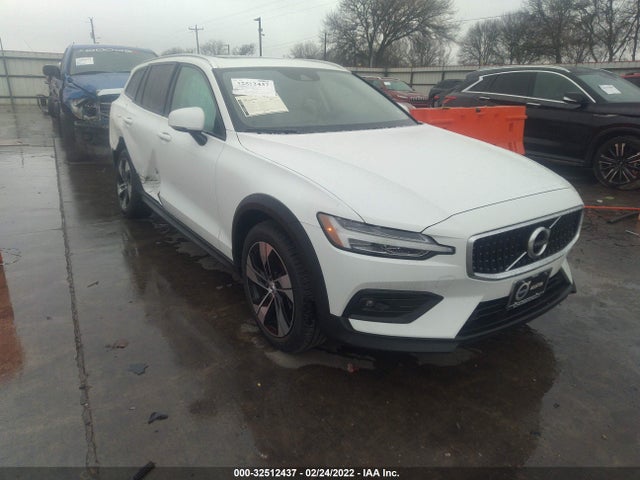2021 Volvo V60, VIN: YV4102WK9M1077875