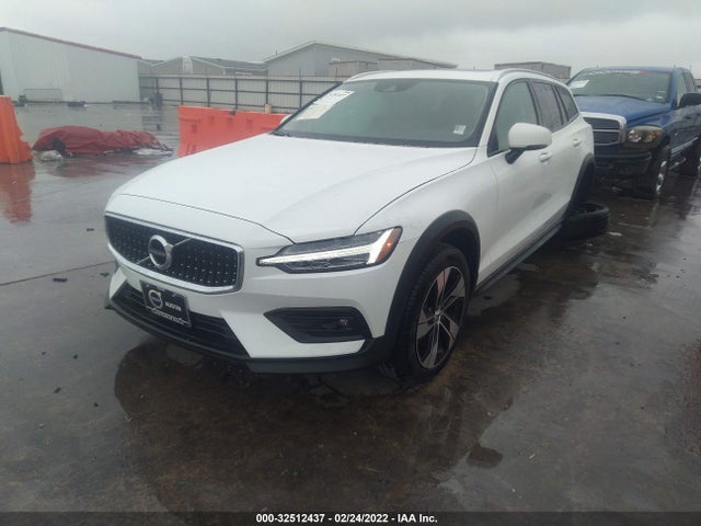 2021 Volvo V60, VIN: YV4102WK9M1077875