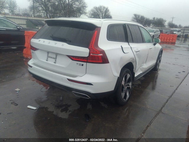2021 Volvo V60, VIN: YV4102WK9M1077875