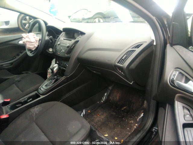 1FADP3F27GL393968 Ford FOCUS SE