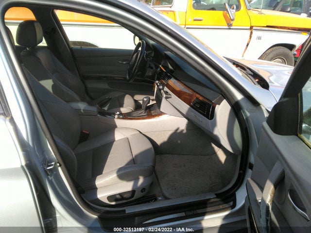 2010 BMW 3 SERIES 328I VIN: WBAPH5G55ANM34695