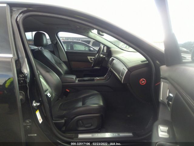 SAJWA0ES9EPU24102 Jaguar Xf I4 T