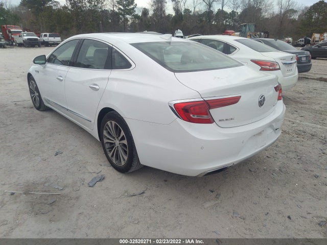 2018 Buick LaCrosse, VIN: 1G4ZR5SS5JU136820