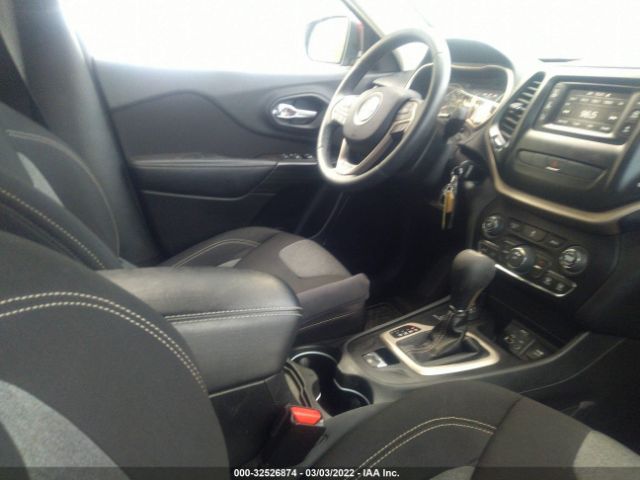 1C4PJMCS9EW310152 Jeep Cherokee Latitude