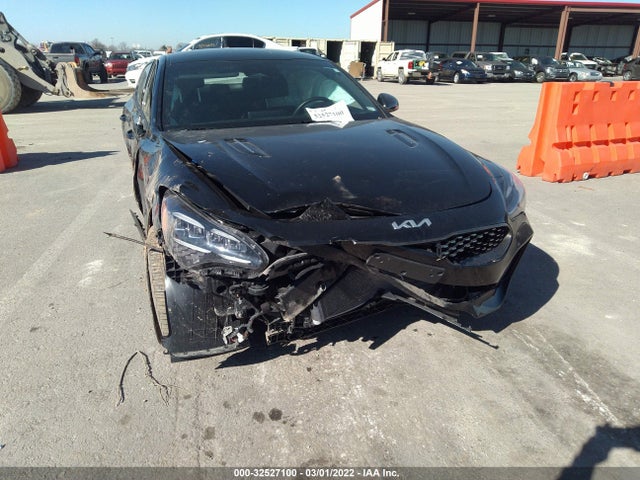 2022 Kia Stinger, VIN: KNAE35LD1N6101686