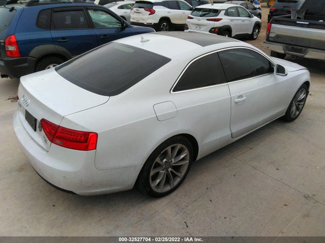 2014 Audi A5, VIN: WAULFAFR5EA061107
