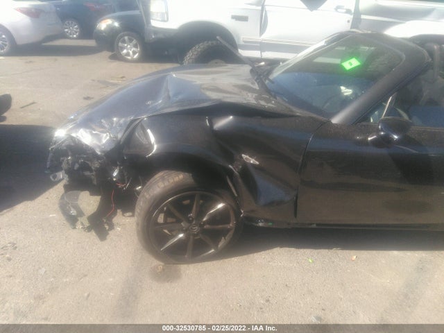 2017 Mazda MX-5 Miata, VIN: JM1NDAL72H0104347